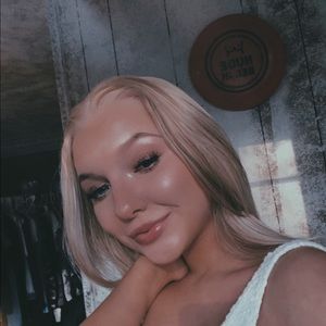 Meet your Posher, Grace